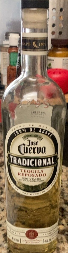 JOSE CUERVO TRADICIONAL REPOSADA 750 MIL