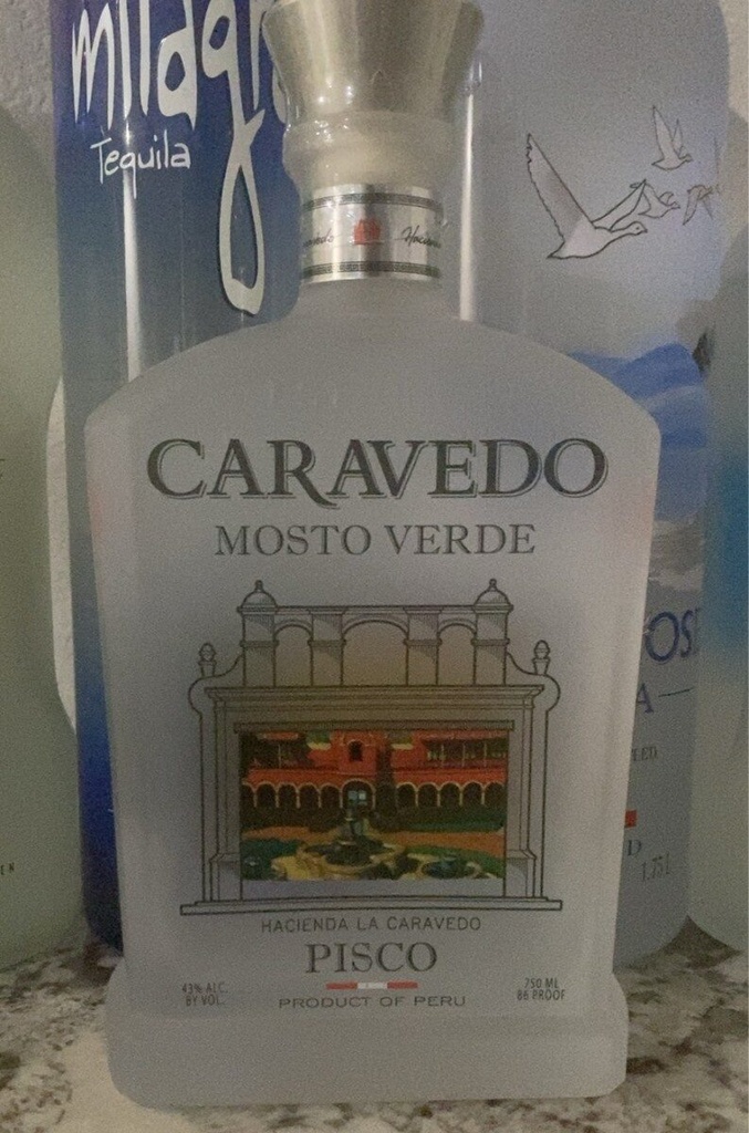 CARAVEDO MOSTO VERDE PISCO -750ML